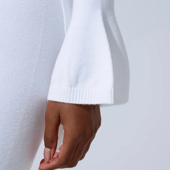 ✨AKIRA oversized sweater Long Sleeve Top✨ - Picture 5 of 13